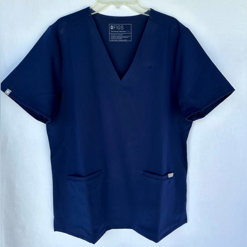 Women’s FIGS Technical Collection Casma V-Neck Scrub Top, Navy | Sz LG